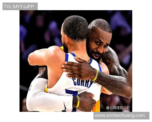 詹姆斯与勇士球员发生肢体冲突,场边一片混乱